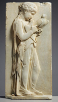 Надгробие девочки. Паросский мрамор. 450-440 гг до н.э.