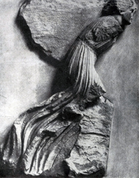 Возничий (Скопас. Фрагмент фриза Галикарнасского Мавзолея. Около 350 г. до н.э. Лондон. Британский музей)