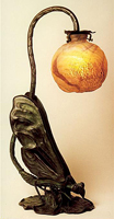 Эмиль Галле. Настольная лампа в форме стрекозы